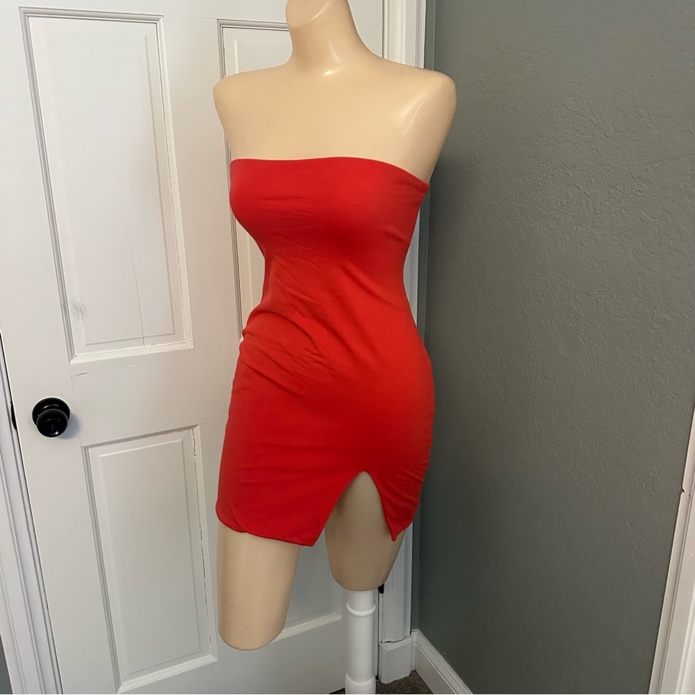 BY THE WAY REVOLVE STRAPLESS MINI DRESS - Picture 5 of 9
